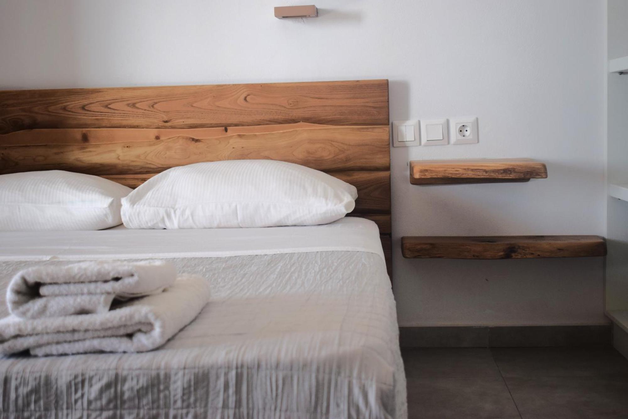 Κalamitsi Rooms & Apartments Kímolos Exterior photo